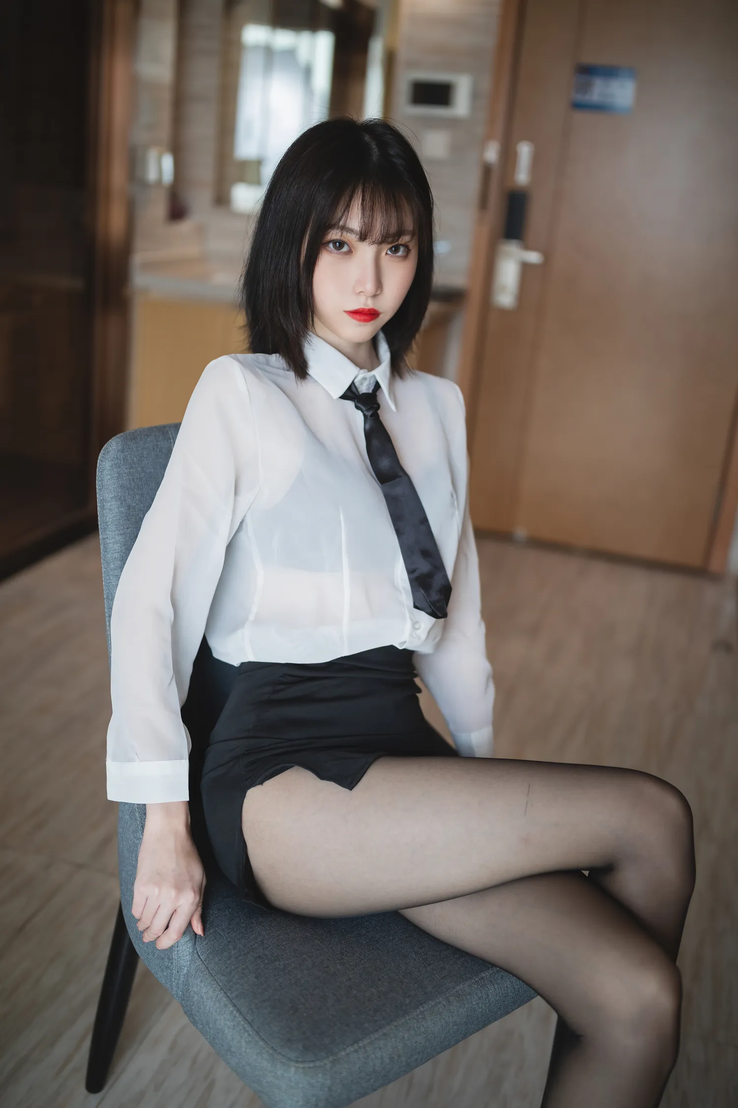 团子研究社_许岚 – NO. 002-001