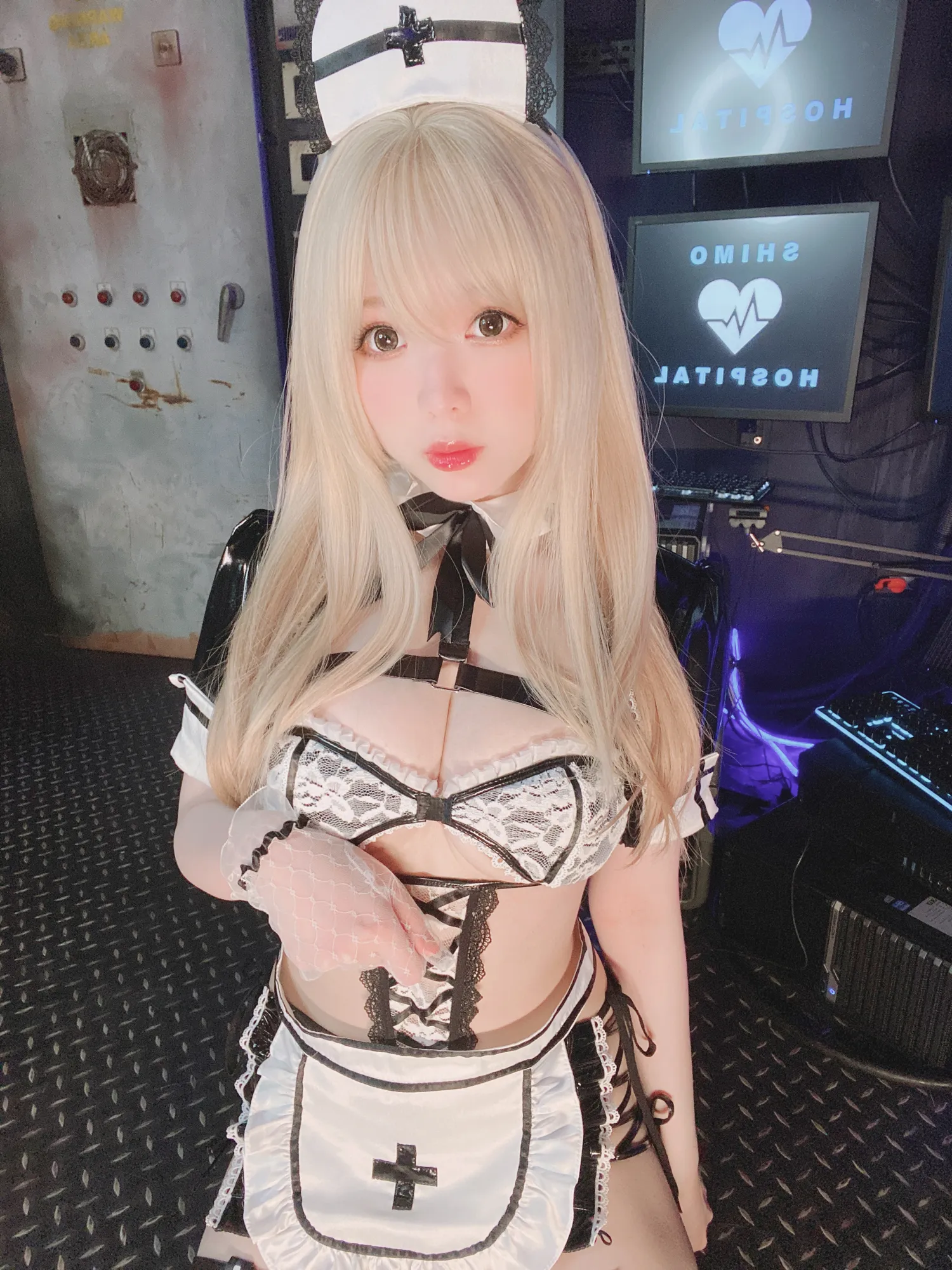 团子研究社_霜月_057 – NO. 057004-003