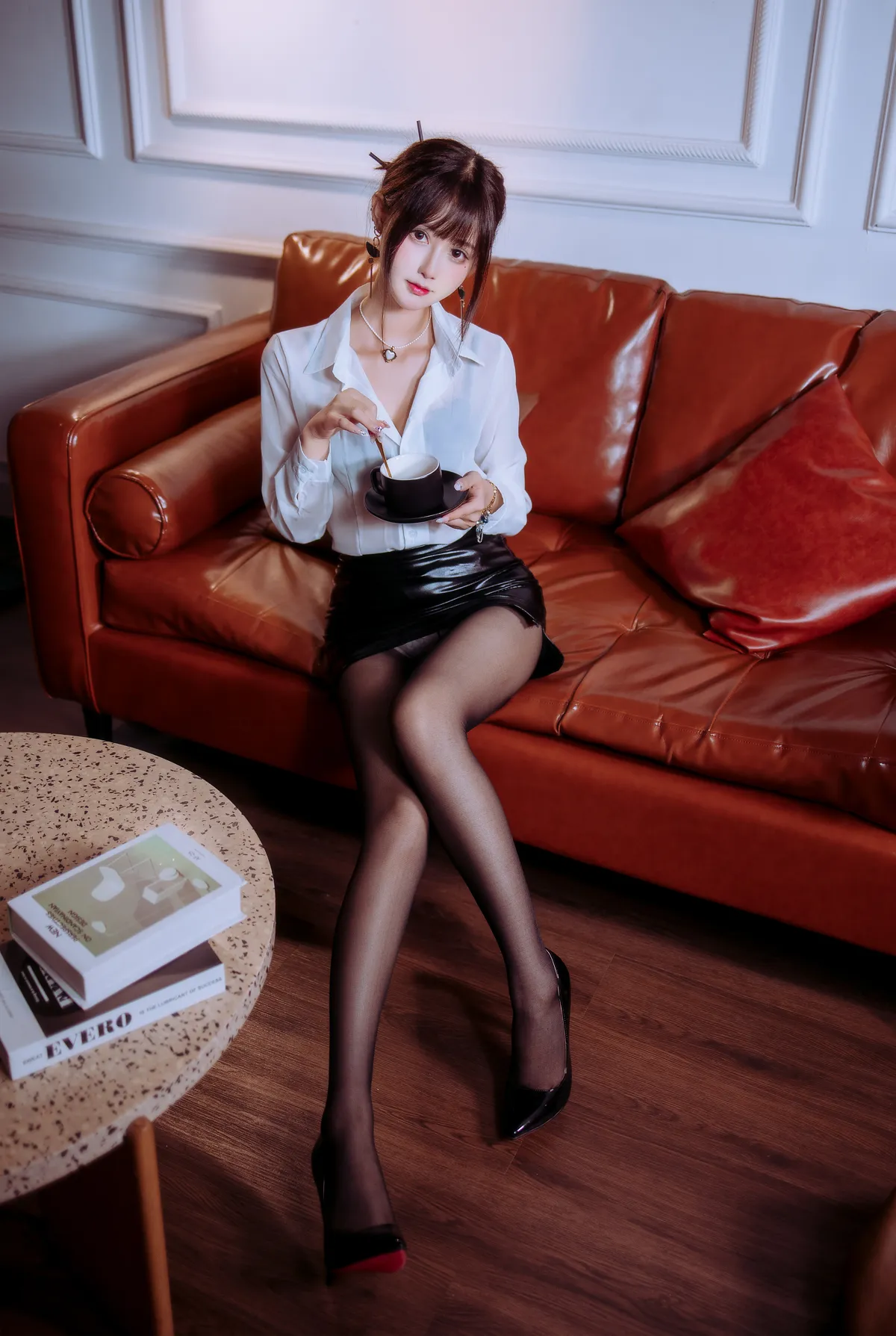 团子研究社_羽生三未 – NO.023-001