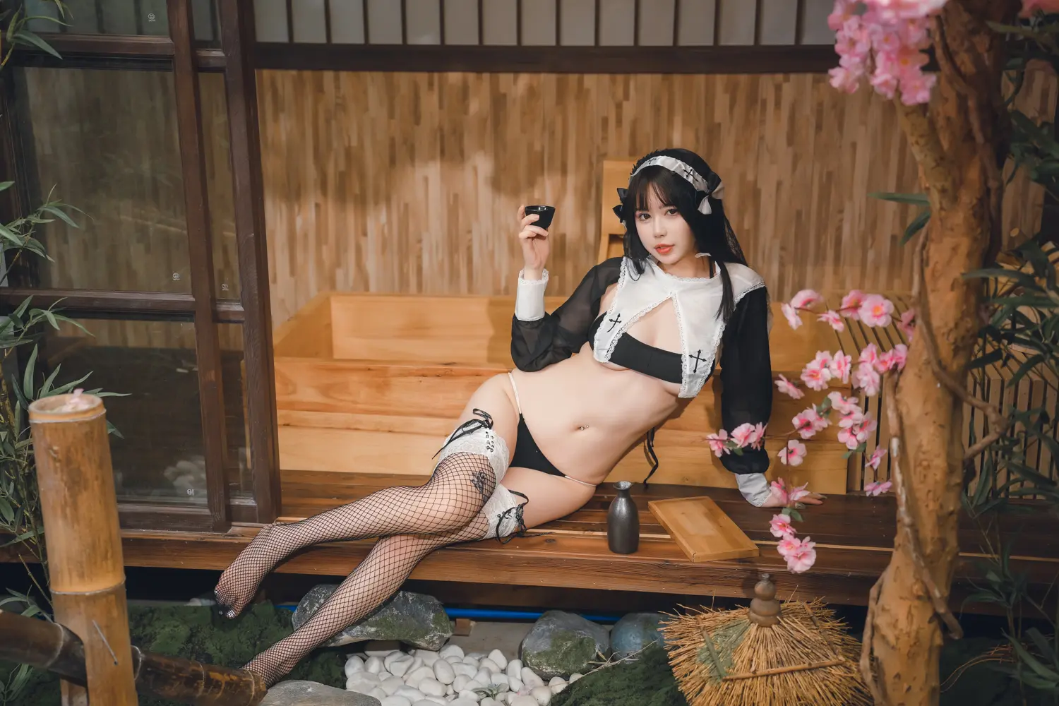 团子研究社_Tina很妖孽呀 – NO. 013-003