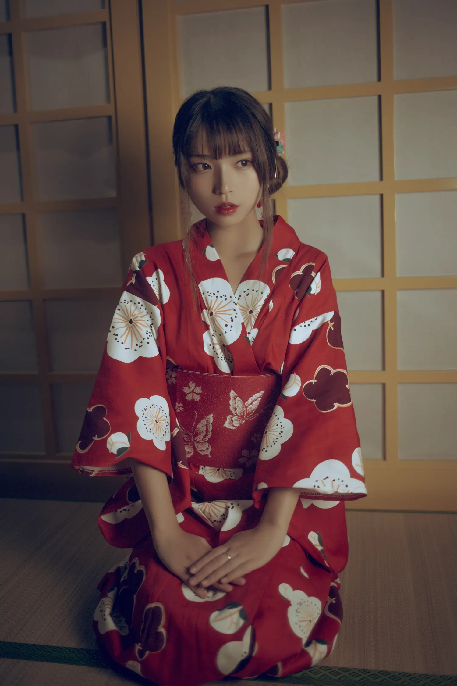 团子研究社_白易子教主 – NO. 006-001