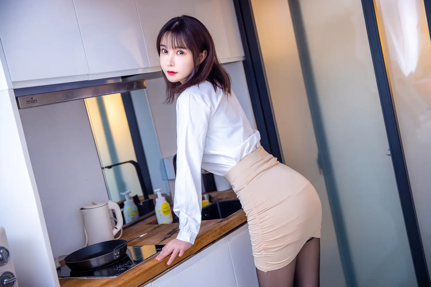 团子研究社_亚马逊鲶鱼 – NO. 005-004