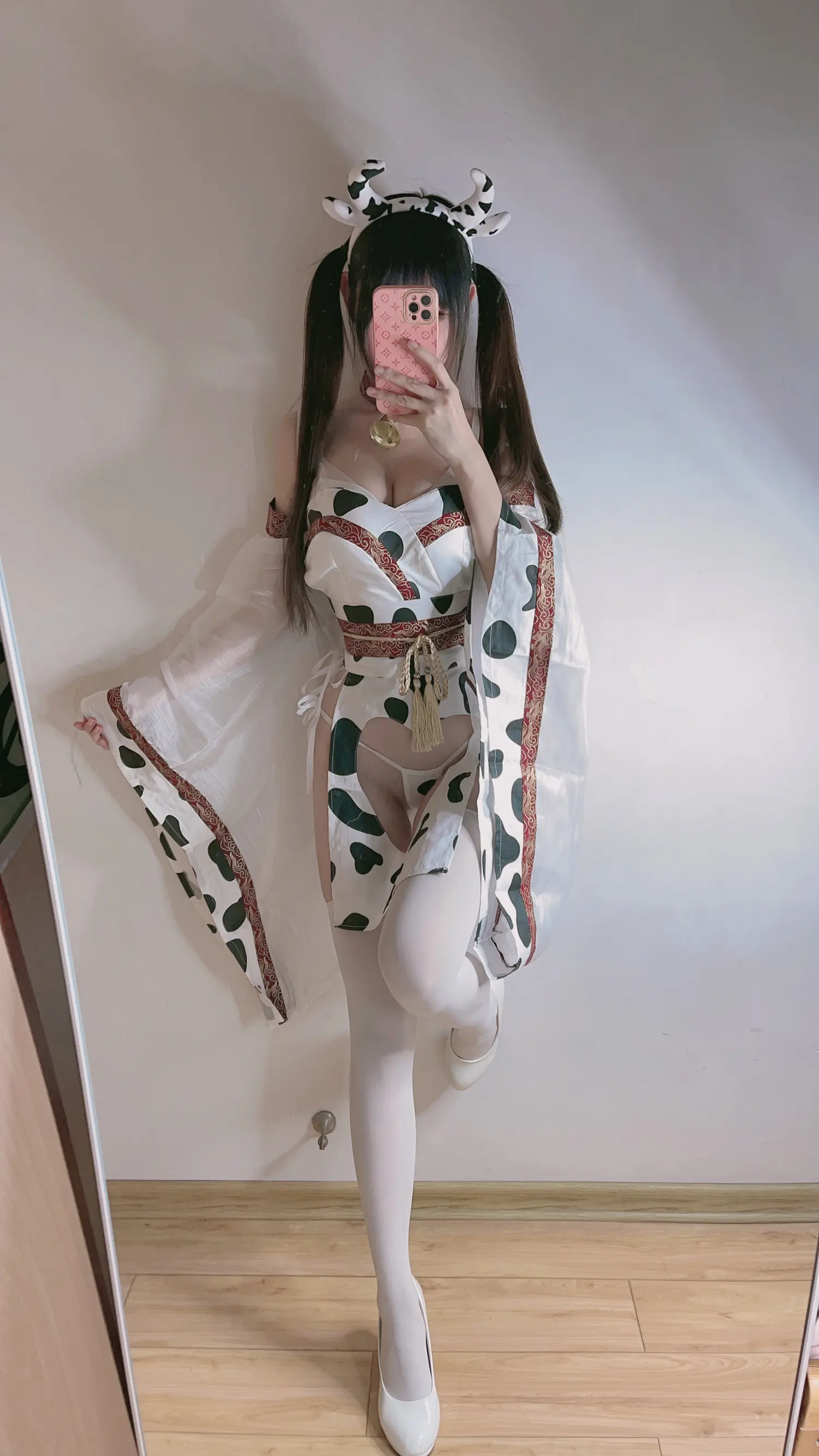 团子研究社_miko酱ww_042 – NO. 042011-001