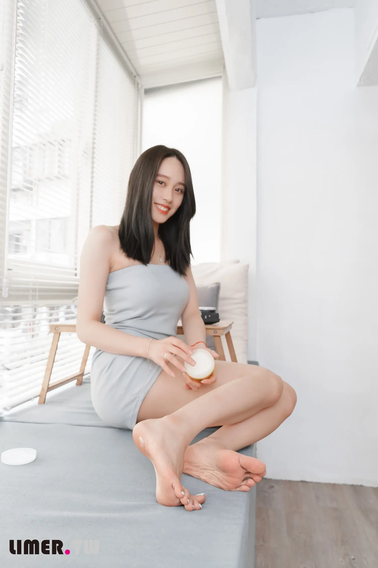 团子研究社_Limerence – NO. 041-001