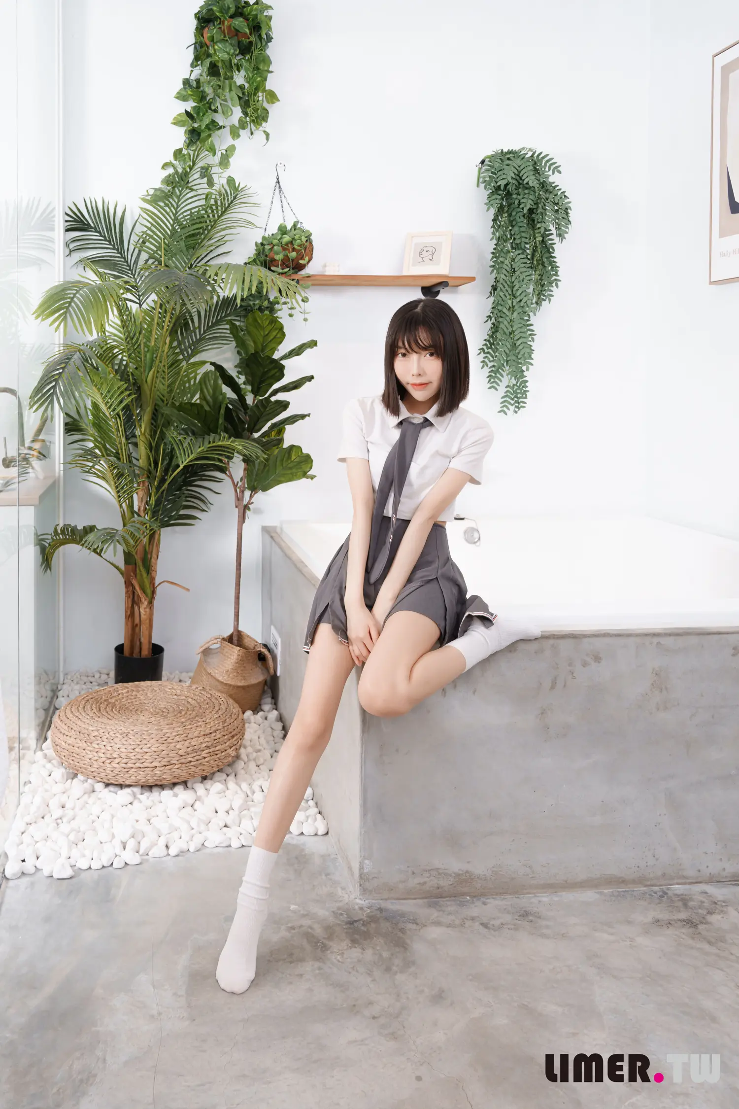 团子研究社_Limerence – NO. 058-001