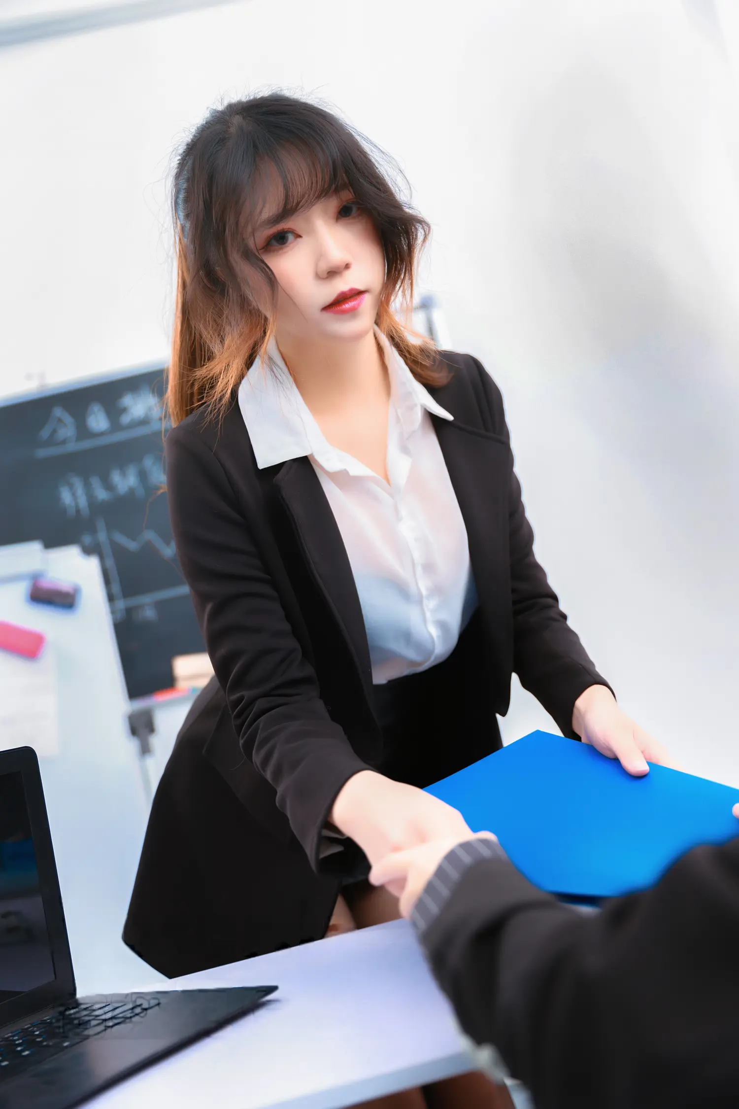 团子研究社_Leah梓未 – NO. 003-002