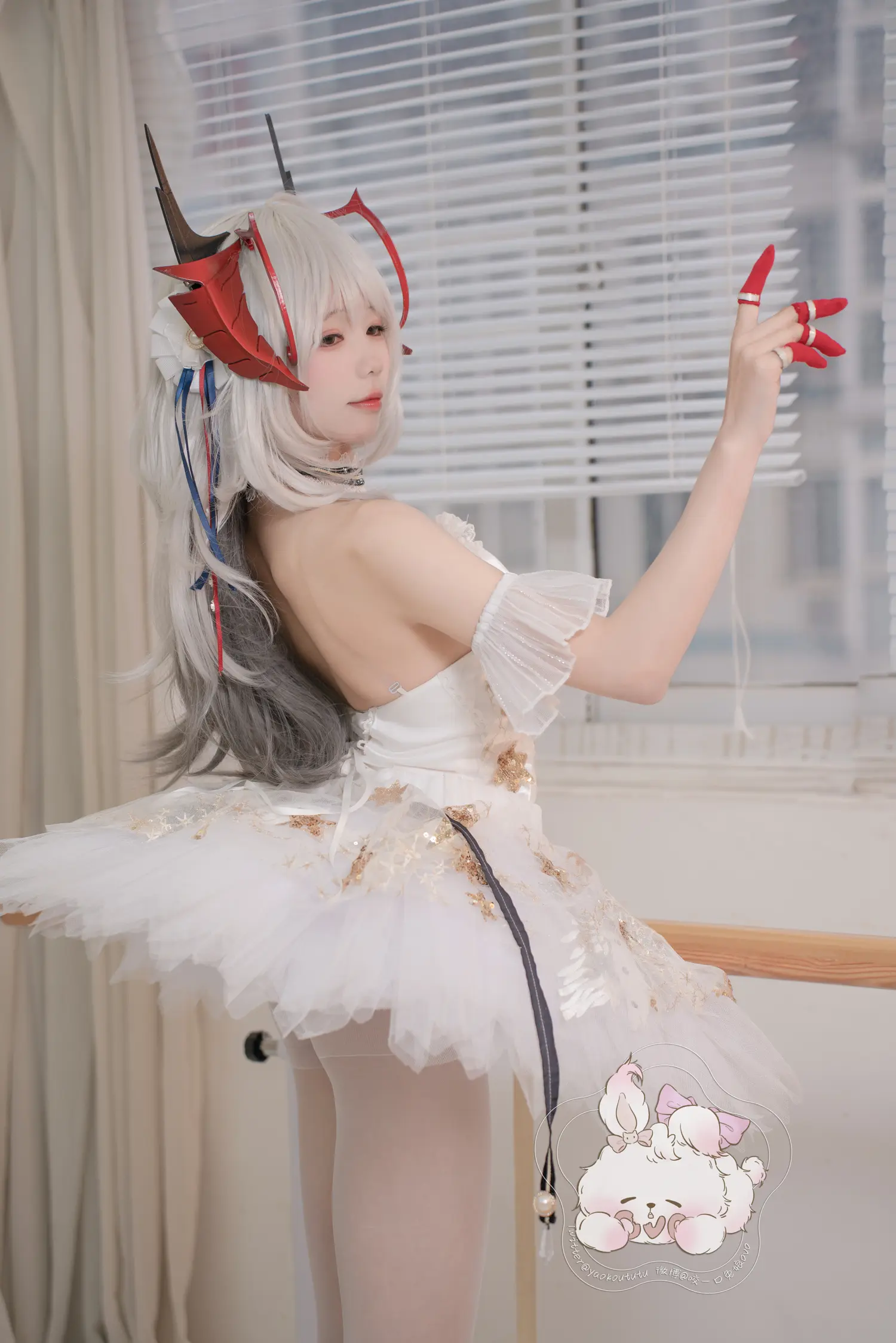 团子研究社_咬一口兔娘_036 – NO. 036006-001