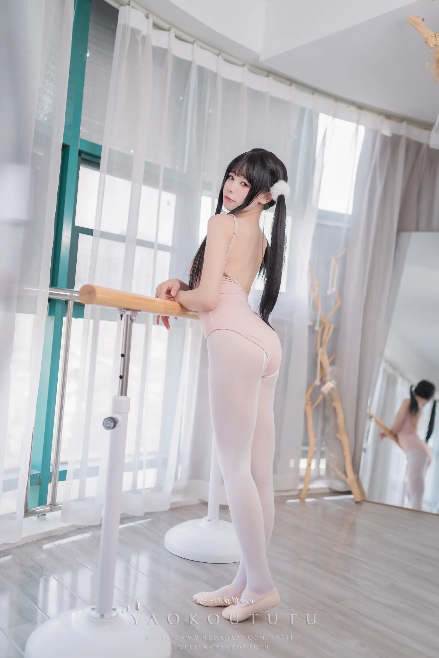 团子研究社_咬一口兔娘 – NO. 049-001
