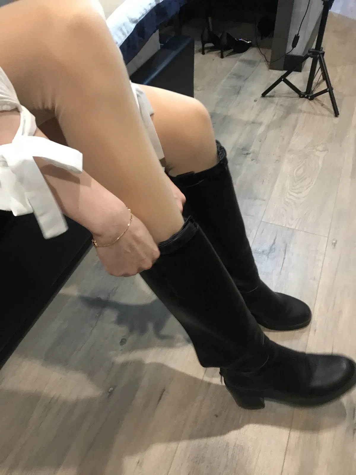 团子研究社_美少妇麋鹿 – NO. 049-001