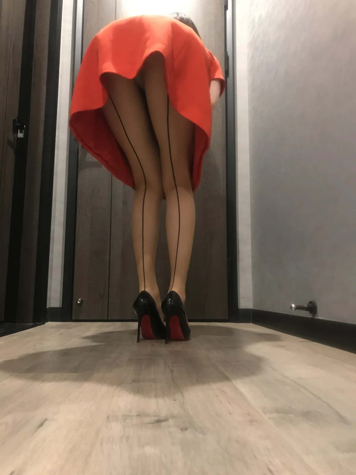 团子研究社_美少妇麋鹿 – NO. 050-001
