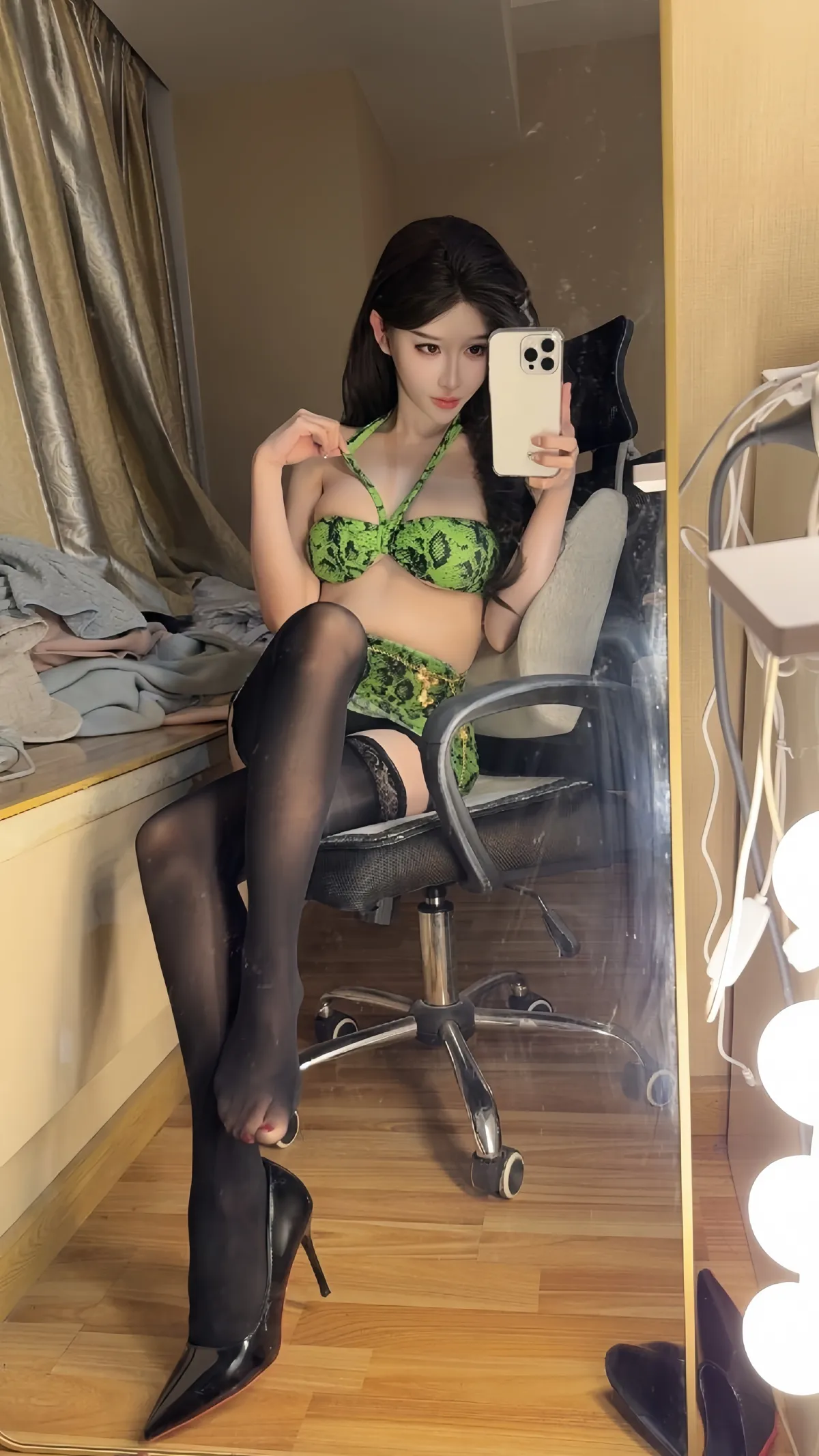 团子研究社_无欲无求的推土君 – NO.013-004