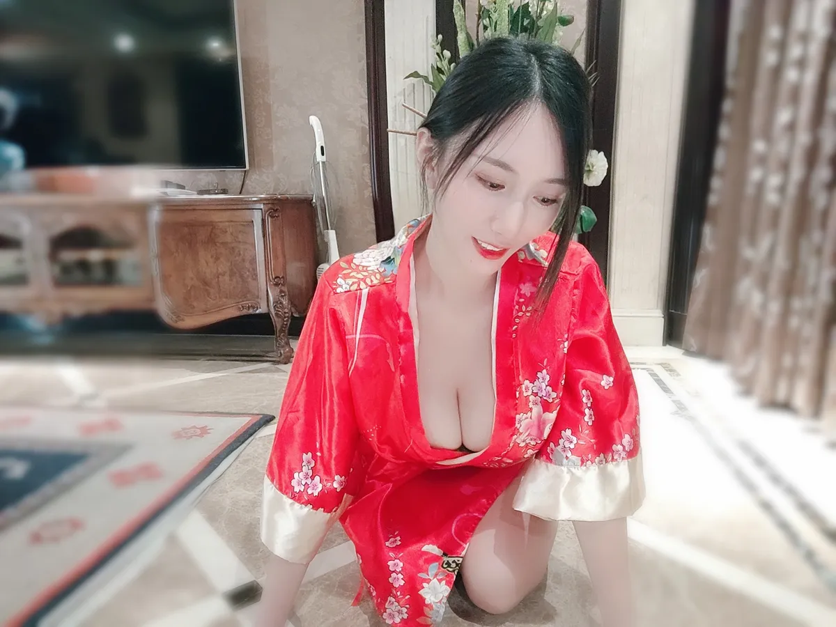 团子研究社_小玉吃果冻 – NO.025-001